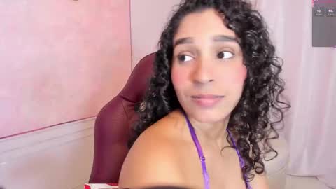 Belinda Mesa  online show from 10/01/25, 04:40