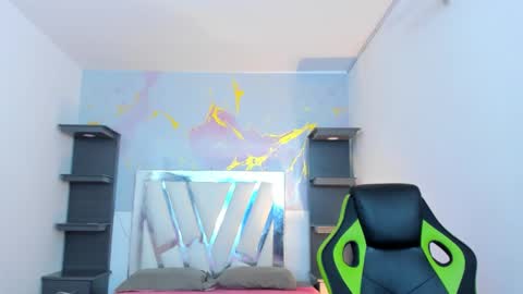 im_brittany_333 online show from 01/17/26, 08:45