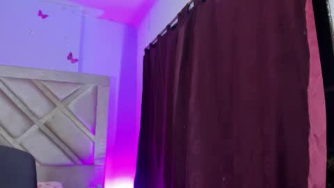 im_brittany_333 online show from 04/04/26, 03:16