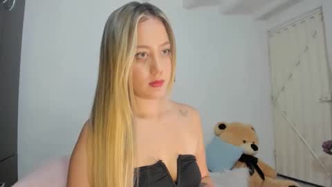 Caro   online show from 05/28/26, 04:43