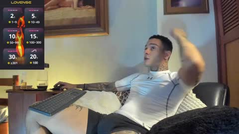 im_dominike online show from 01/03/25, 02:10