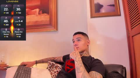 im_dominike online show from 01/05/25, 02:19