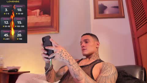 im_dominike online show from 01/10/25, 10:46