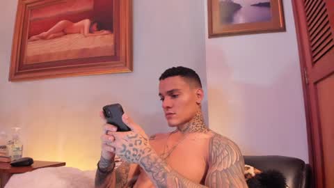 im_dominike online show from 01/29/25, 02:19