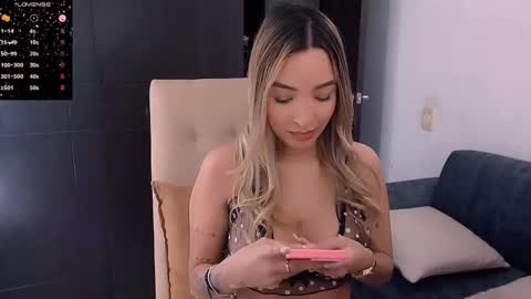 Snapshot of im_grecia chatting on 12/11/24, 09:01 Grecia online show from 12/11/24, 09:01