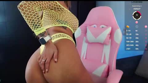 Snapshot of im_grecia chatting on 10/13/25, 04:51 Grecia online show from 10/13/25, 04:51