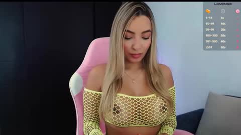 Snapshot of im_grecia chatting on 10/17/25, 07:05 Grecia online show from 10/17/25, 07:05