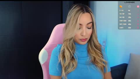 Snapshot of im_grecia chatting on 10/19/25, 07:14 Grecia online show from 10/19/25, 07:14