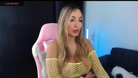 Snapshot of im_grecia chatting on 01/05/26, 08:45 Grecia online show from 01/05/26, 08:45