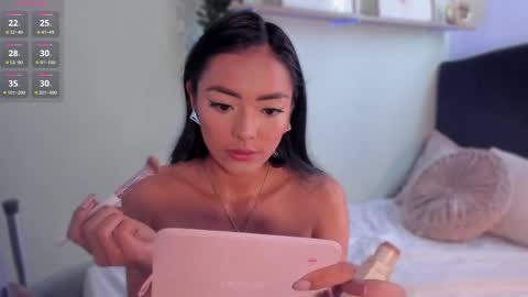 Isa online show from 09/19/25, 08:31