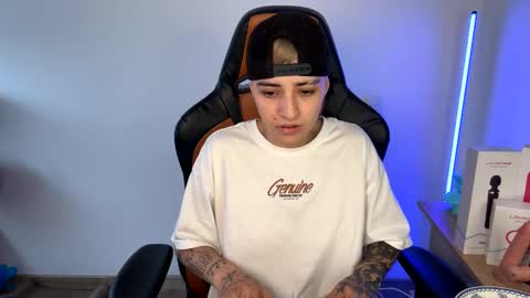 Laia online show from 02/12/25, 08:40