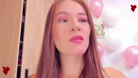 Luna online show from 03/10/26, 12:43