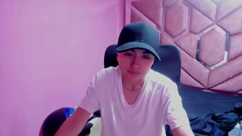 Snapshot of im_mathias chatting on 01/16/25, 06:25 mathias online show from 01/16/25, 06:25