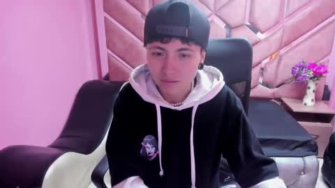 Snapshot of im_mathias chatting on 01/17/25, 11:59 mathias online show from 01/17/25, 11:59