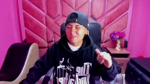 Snapshot of im_mathias chatting on 01/24/25, 02:49 mathias online show from 01/24/25, 02:49