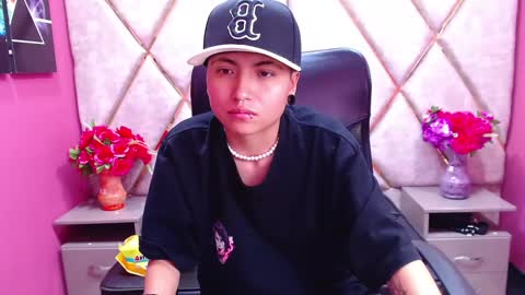 Snapshot of im_mathias chatting on 01/31/25, 06:02 mathias online show from 01/31/25, 06:02