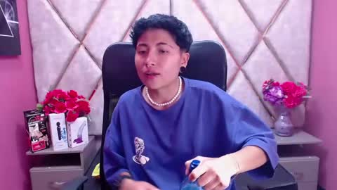 Snapshot of im_mathias chatting on 02/14/25, 03:11 mathias online show from 02/14/25, 03:11