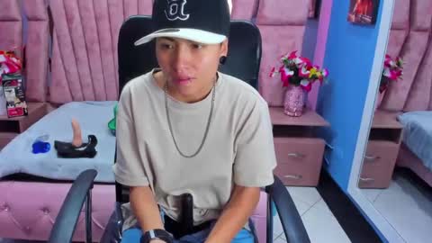 Snapshot of im_mathias chatting on 03/11/25, 07:58 mathias online show from 03/11/25, 07:58