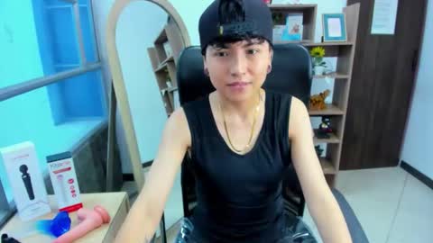 Snapshot of im_mathias chatting on 09/28/25, 05:51 mathias online show from 09/28/25, 05:51