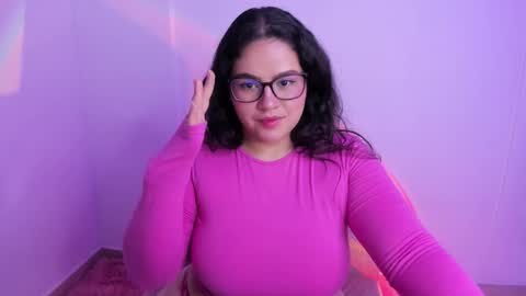 mei mei uwu online show from 09/23/25, 11:30