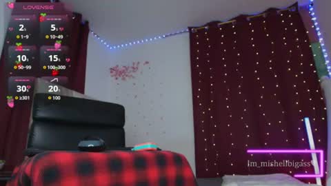 Snapshot of im_miabigass chatting on 06/23/26, 05:49 Mishell Martinez INSTAGRAM im mishellbigass online show from 06/23/26, 05:49