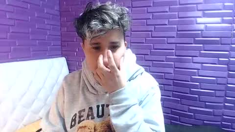 Snapshot of im_milan_rs chatting on 01/23/25, 06:39 im_milan_rs online show from 01/23/25, 06:39