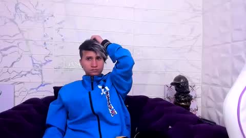 Snapshot of im_milan_rs chatting on 02/15/25, 10:11 im_milan_rs online show from 02/15/25, 10:11