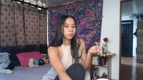 Cutie pie online show from 10/27/25, 02:43