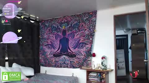 Cutie pie online show from 12/17/25, 04:46