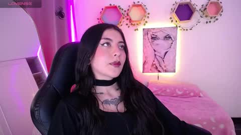 Snapshot of im_rosse_ chatting on 11/05/25, 06:52 Jade Rosse online show from 11/05/25, 06:52