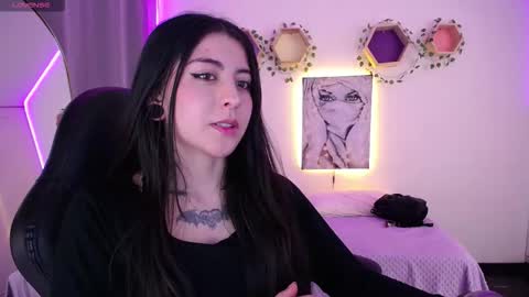 Snapshot of im_rosse_ chatting on 11/26/25, 06:42 Jade Rosse online show from 11/26/25, 06:42