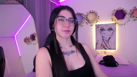 Snapshot of im_rosse_ chatting on 11/28/25, 06:32 Jade Rosse online show from 11/28/25, 06:32