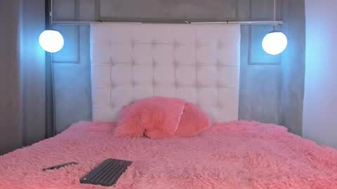 im tiffany  online show from 02/05/26, 04:28