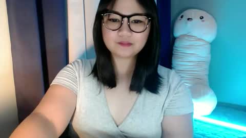 Snapshot of im_ur_cutiewife chatting on 10/24/25, 05:59 cherryl online show from 10/24/25, 05:59