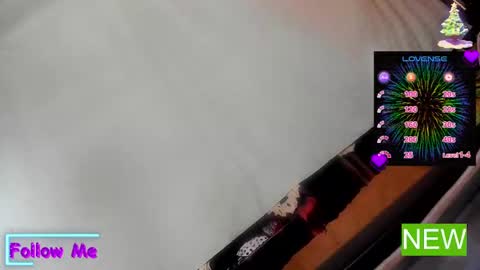 ella may online show from 12/31/24, 06:37