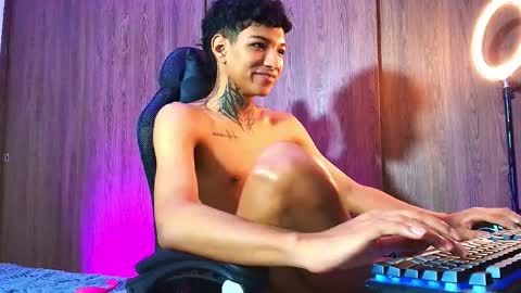 Snapshot of im_usuga chatting on 03/31/26, 03:19 im_usuga online show from 03/31/26, 03:19