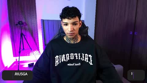 Snapshot of im_usuga chatting on 04/08/26, 08:25 im_usuga online show from 04/08/26, 08:25