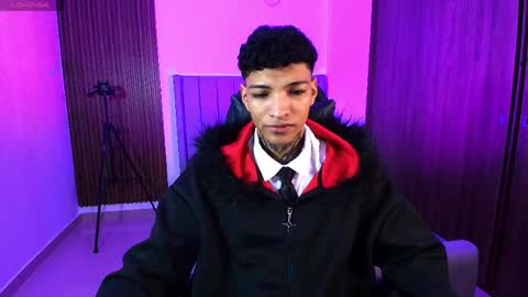 Snapshot of im_usuga chatting on 04/14/26, 04:07 im_usuga online show from 04/14/26, 04:07