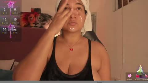 Snapshot of imacwenn_ chatting on 12/30/24, 01:25 Sofia online show from 12/30/24, 01:25