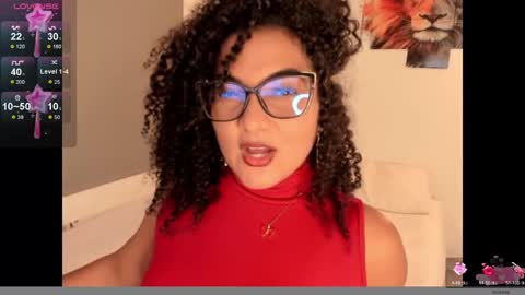 Snapshot of imacwenn_ chatting on 01/07/25, 06:03 Sofia online show from 01/07/25, 06:03