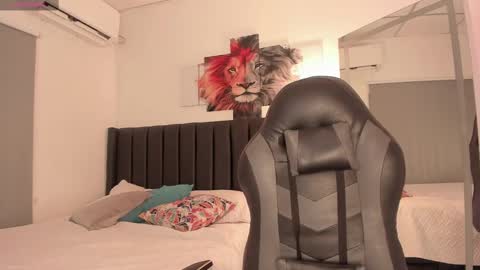 Snapshot of imacwenn_ chatting on 03/10/25, 02:16 Sofia online show from 03/10/25, 02:16