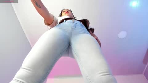 Snapshot of imaray_1_ chatting on 09/30/25, 08:47 imaray online show from 09/30/25, 08:47