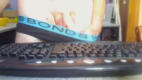 Aussie Guy online show from 02/10/25, 02:08