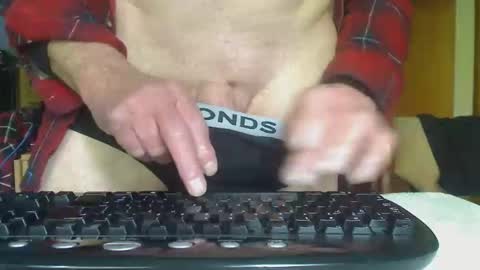 Aussie Guy online show from 11/06/25, 12:33