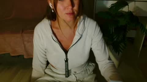 Carrie online show from 04/16/26, 03:13