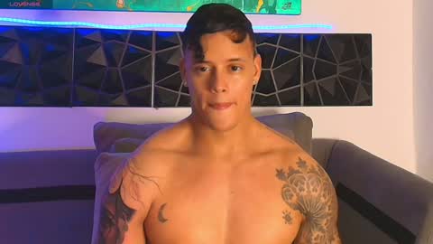 Snapshot of imconor chatting on 01/03/25, 01:05 imconor online show from 01/03/25, 01:05