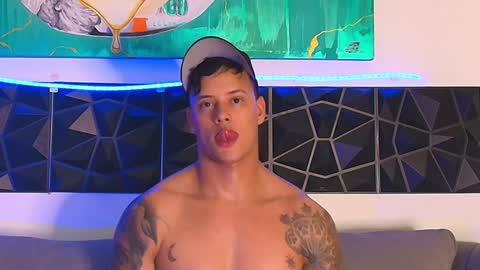 Snapshot of imconor chatting on 01/31/25, 09:37 imconor online show from 01/31/25, 09:37