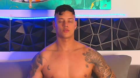 Snapshot of imconor chatting on 02/09/25, 01:11 imconor online show from 02/09/25, 01:11