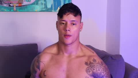 Snapshot of imconor chatting on 11/19/25, 09:26 imconor online show from 11/19/25, 09:26