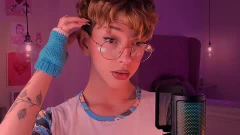 Snapshot of imdamiano chatting on 09/21/25, 07:04 Damiano online show from 09/21/25, 07:04